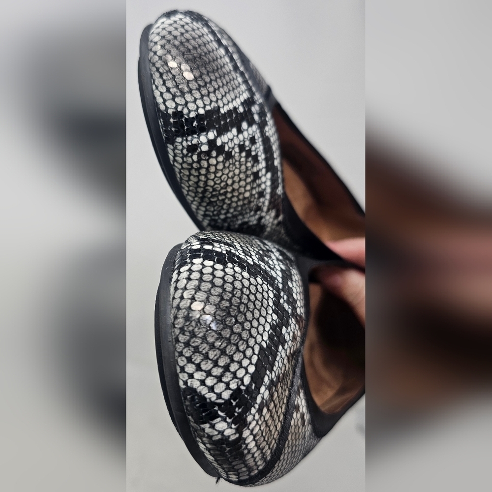 Vionic Women's Carrol Multicolor Snake Print Leather Slip On Ballet Flats Sz 8W - Picture 3 of 11